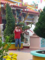 Chang trai khong co don